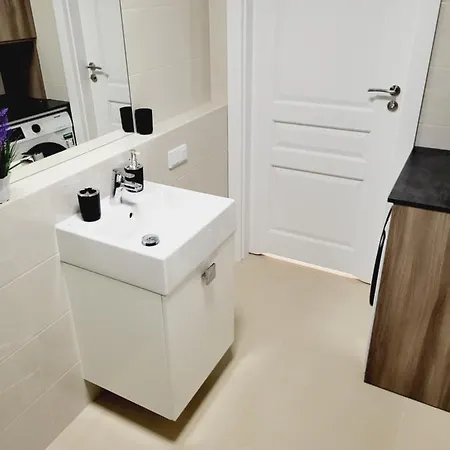 Apartment Apartwro 6th - Przy Dworcu Glownym Pkp Wroclaw