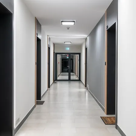 Apartwro 6th - Przy Dworcu Glownym Pkp Apartament *